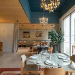 Voco , Cite Des Vins By Ihg 4* Бон