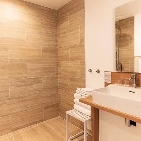 Voco Beaune , Cite Des Vins By Ihg