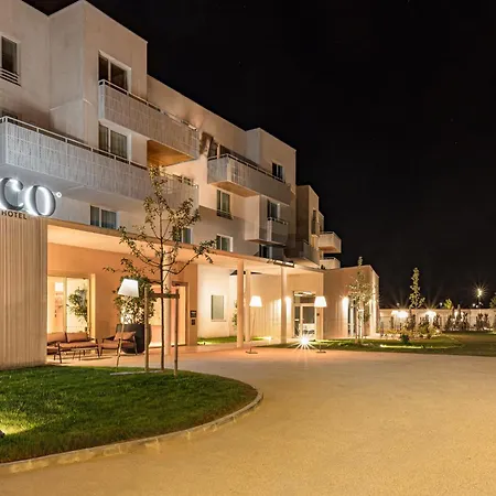 Voco Beaune , Cite Des Vins By Ihg Hotel Beaune (Cote d'Or)