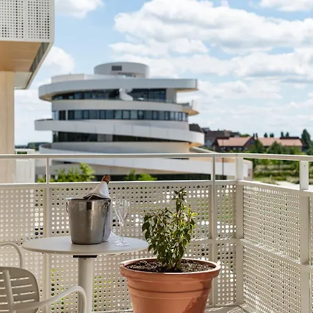 Hotel Voco , Cite Des Vins By Ihg 4*