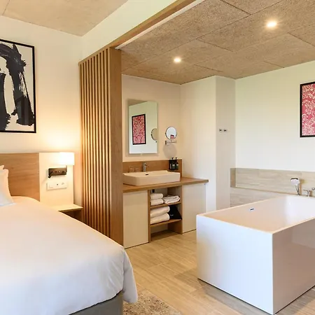 Voco , Cite Des Vins By Ihg 4*