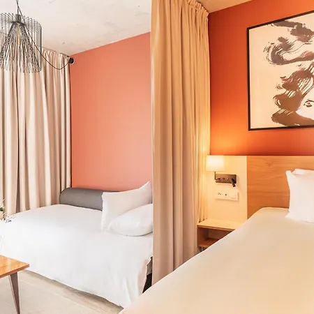 Hotel Voco , Cite Des Vins By Ihg 4*