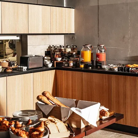 Voco , Cite Des Vins By Ihg Hotel 4*