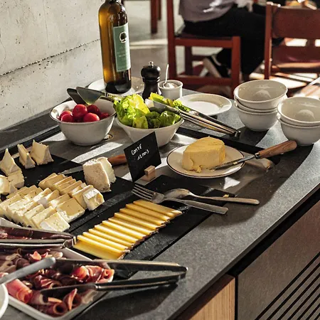 Voco , Cite Des Vins By Ihg Hotel 4*
