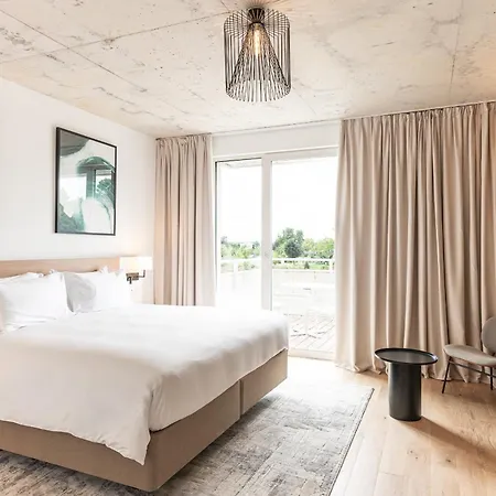 Hotel Voco , Cite Des Vins By Ihg 4*