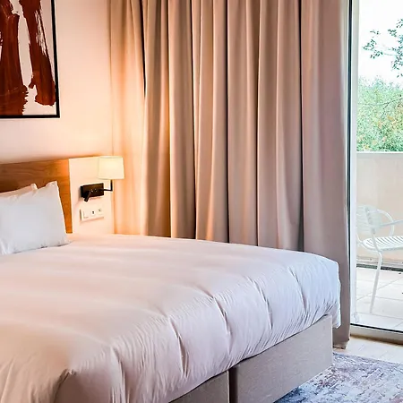 Voco , Cite Des Vins By Ihg ביון