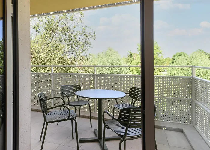 Voco , Cite Des Vins By Ihg 4*