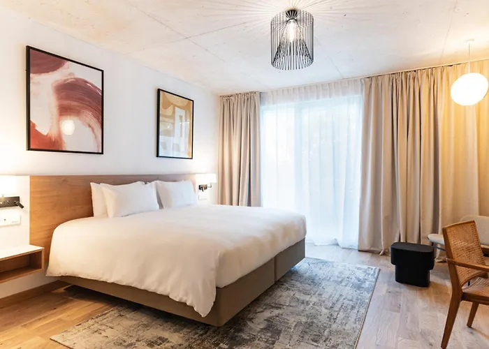 Voco , Cite Des Vins By Ihg מלון ביון