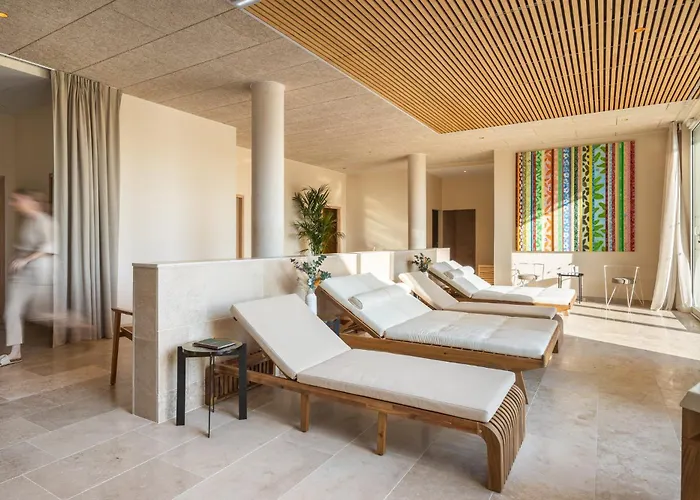 Voco , Cite Des Vins By Ihg Hotell Beaune (Cote d'Or)