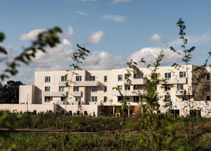 Voco , Cite Des Vins By Ihg 4* Бон