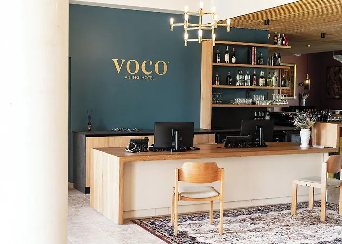 Отель Voco , Cite Des Vins By Ihg 4*
